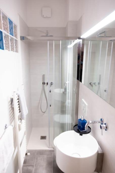 Apartamento Blue Dream Ispra Exterior foto