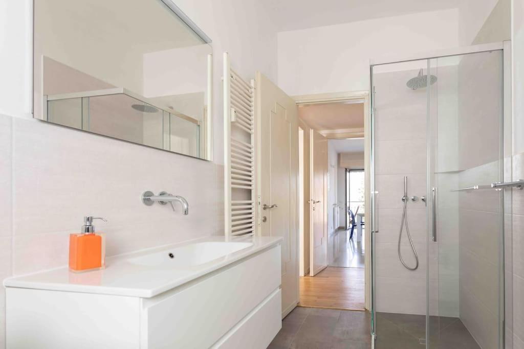 Apartamento Blue Dream Ispra Exterior foto
